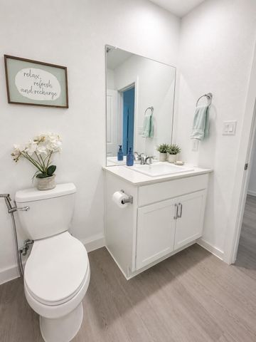 2302 Still Bend Ln, League City, TX 77573