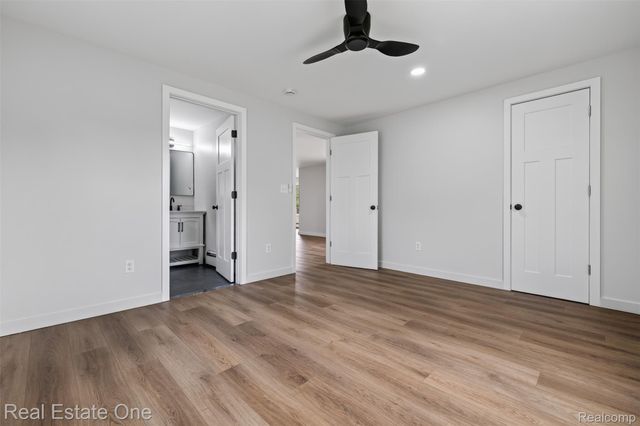 25275 Ravine Street, Southfield, MI 48033