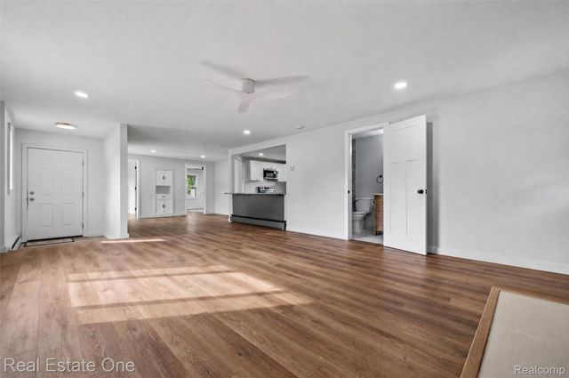 25275 Ravine Street, Southfield, MI 48033
