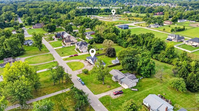 25275 Ravine Street, Southfield, MI 48033