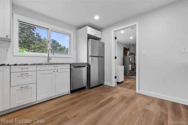 25275 Ravine Street, Southfield, MI 48033