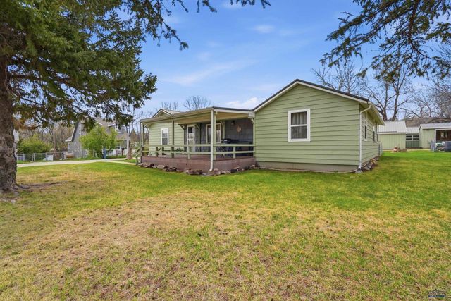 1709 S 3RD ST, Sturgis, SD 57785