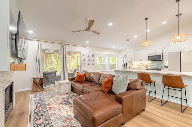 983 COUNTRYSIDE WEST BOULEVARD, Port Orange, FL 32127