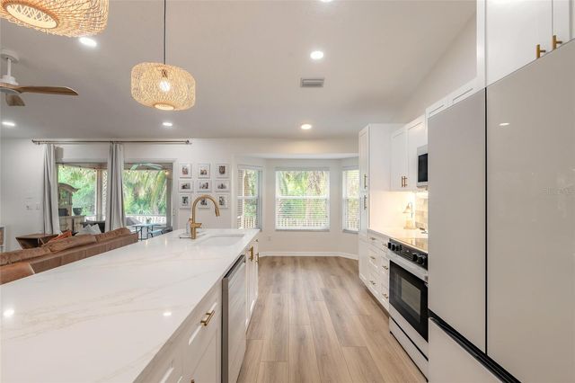 983 COUNTRYSIDE WEST BOULEVARD, Port Orange, FL 32127