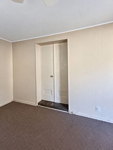 7637 S Eberhart Avenue, Chicago, IL 60619