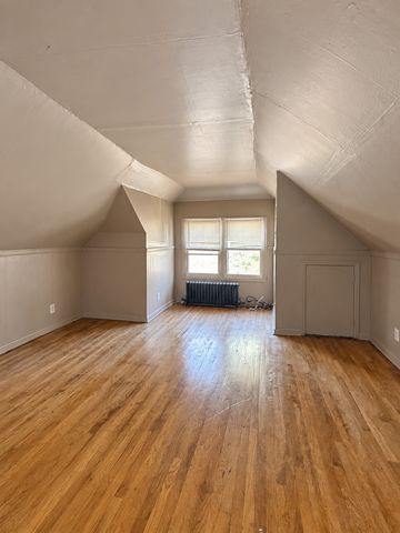 7637 S Eberhart Avenue, Chicago, IL 60619