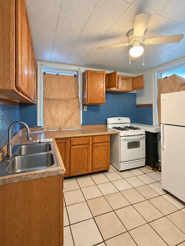 7637 S Eberhart Avenue, Chicago, IL 60619