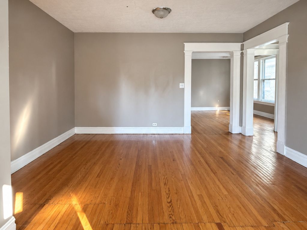 7637 S Eberhart Avenue, Chicago, IL 60619 — photo 2