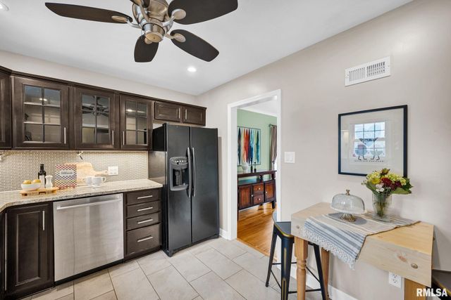 228 N KICKAPOO Terrace, Peoria, IL 61604