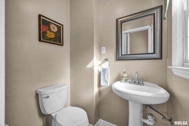 228 N KICKAPOO Terrace, Peoria, IL 61604