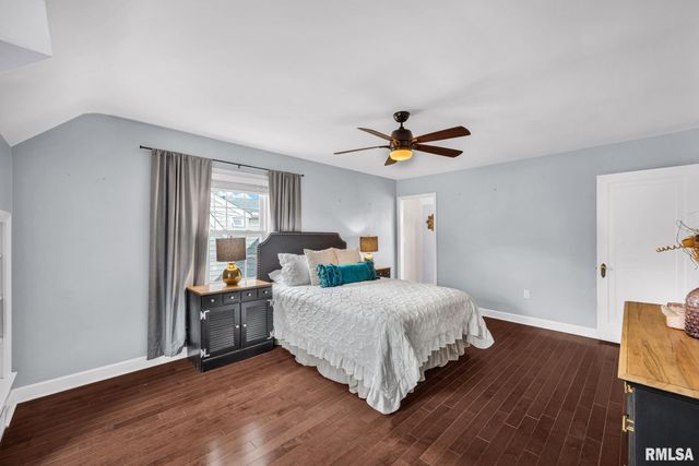 228 N KICKAPOO Terrace, Peoria, IL 61604