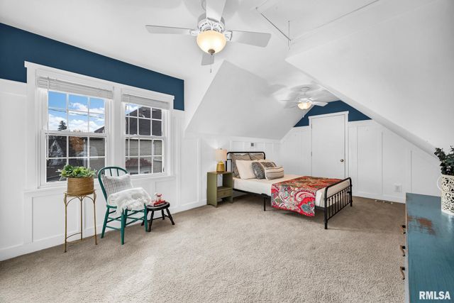 228 N KICKAPOO Terrace, Peoria, IL 61604