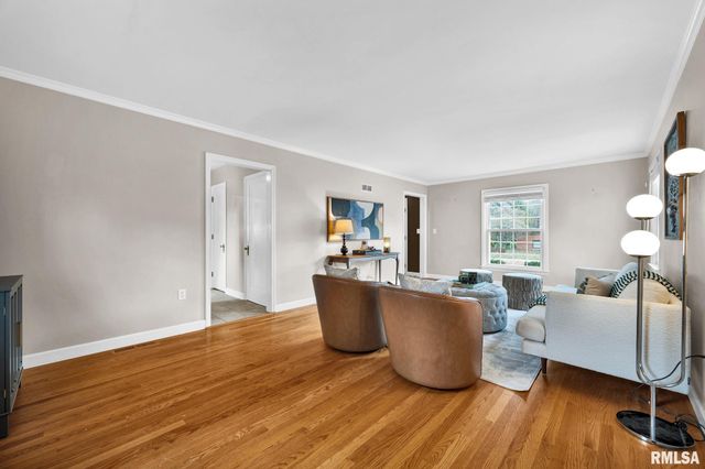 228 N KICKAPOO Terrace, Peoria, IL 61604