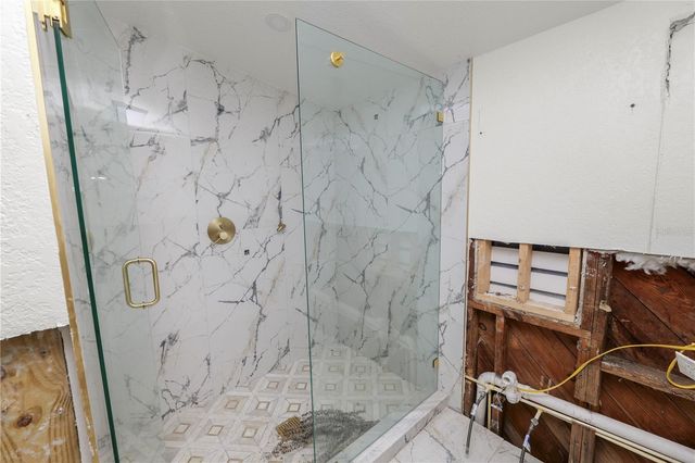 8100 OVERLOOK PLACE NE, St Petersburg, FL 33702