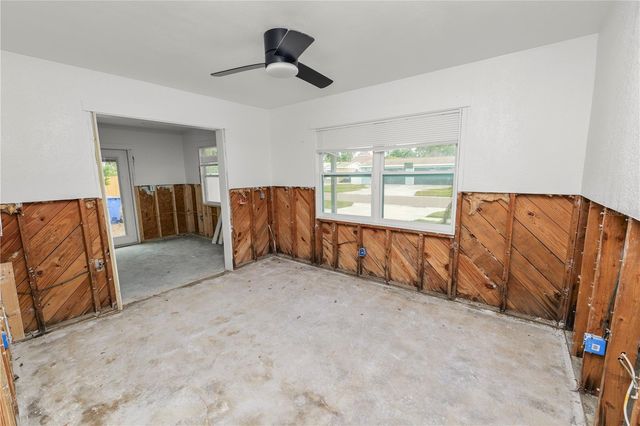 8100 OVERLOOK PLACE NE, St Petersburg, FL 33702