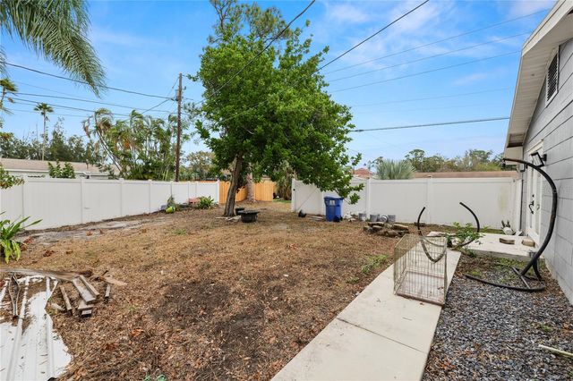 8100 OVERLOOK PLACE NE, St Petersburg, FL 33702