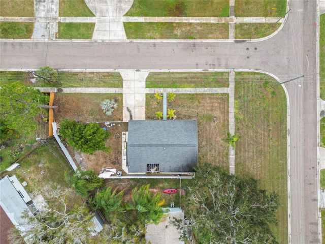 8100 OVERLOOK PLACE NE, St Petersburg, FL 33702