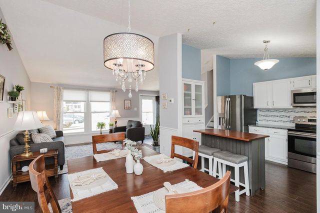 5 WRAGBY CT, Perry Hall, MD 21128