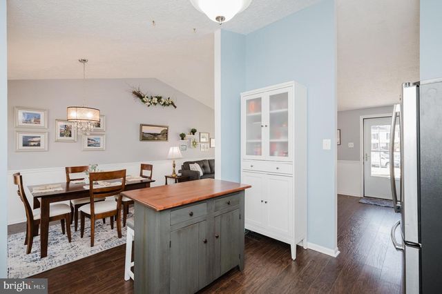 5 WRAGBY CT, Perry Hall, MD 21128