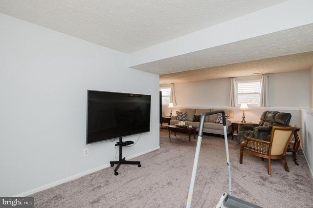 5 WRAGBY CT, Perry Hall, MD 21128