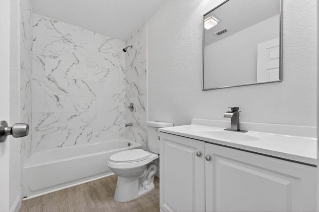 1048 SW 1st Terrace, Pompano Beach, FL 33060