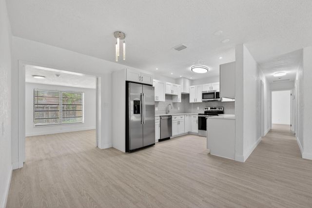 1048 SW 1st Terrace, Pompano Beach, FL 33060