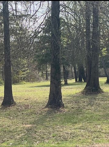 805 6th Avenue, Gravette, AR 72736