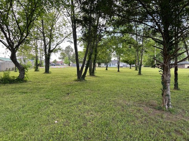 805 6th Avenue, Gravette, AR 72736