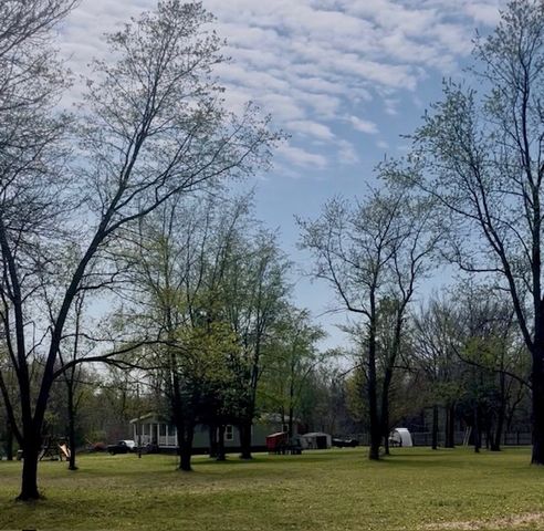 805 6th Avenue, Gravette, AR 72736