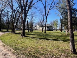 805 6th Avenue, Gravette, AR 72736