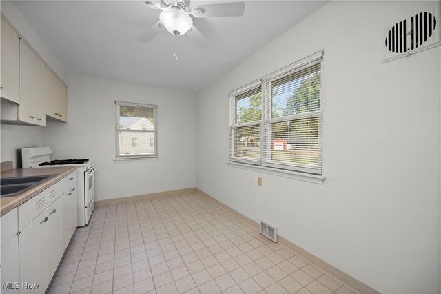 312 Henry Street, Elyria, OH 44035