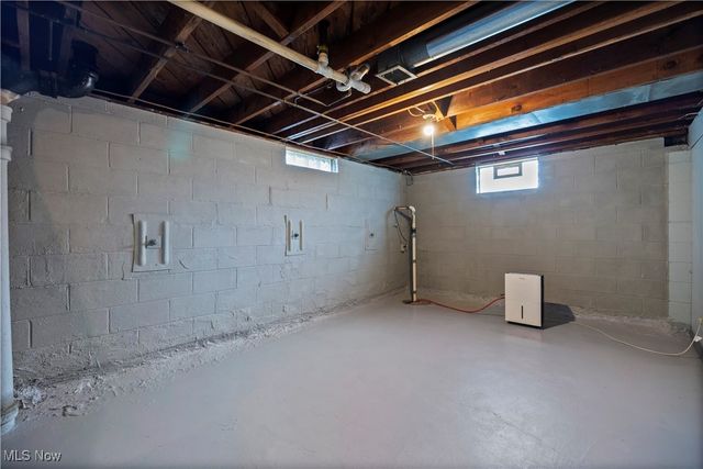 312 Henry Street, Elyria, OH 44035