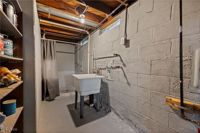 312 Henry Street, Elyria, OH 44035