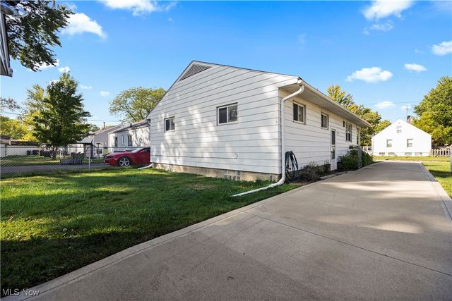 312 Henry Street, Elyria, OH 44035