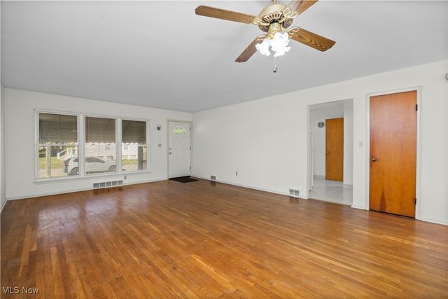 312 Henry Street, Elyria, OH 44035