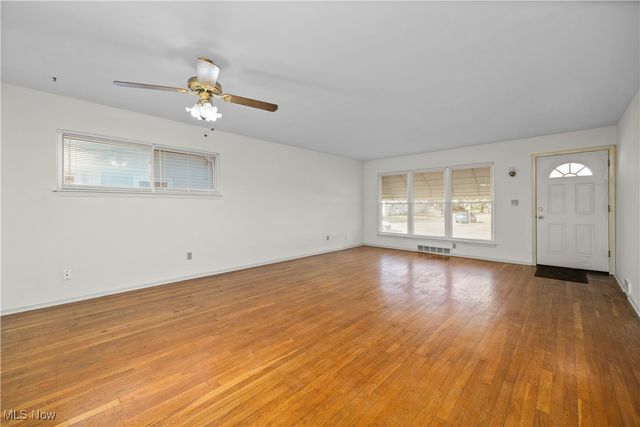 312 Henry Street, Elyria, OH 44035