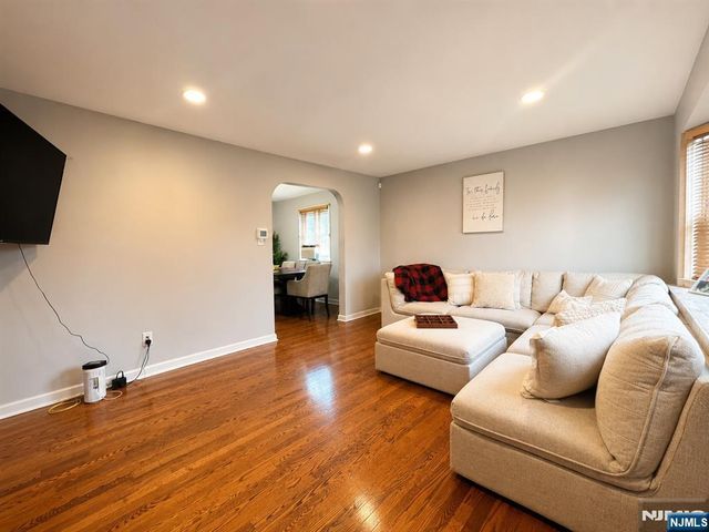 635 Robinson Terrace, Union, NJ 07083