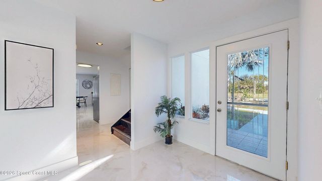 807 W Central Boulevard, Cape Canaveral, FL 32920