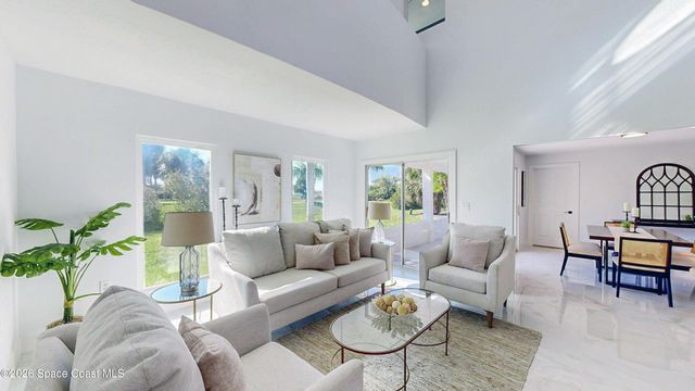 807 W Central Boulevard, Cape Canaveral, FL 32920