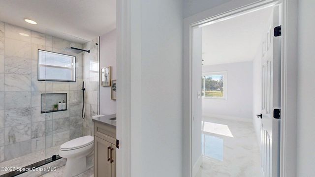 807 W Central Boulevard, Cape Canaveral, FL 32920