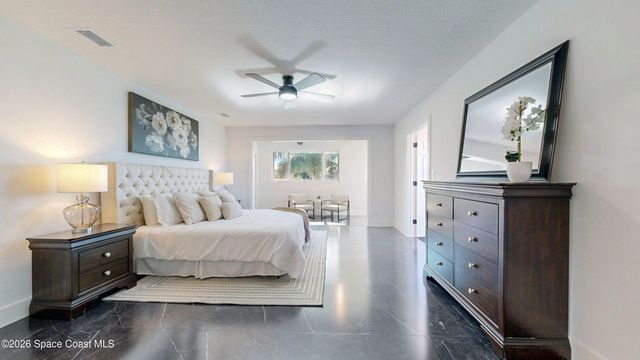 807 W Central Boulevard, Cape Canaveral, FL 32920