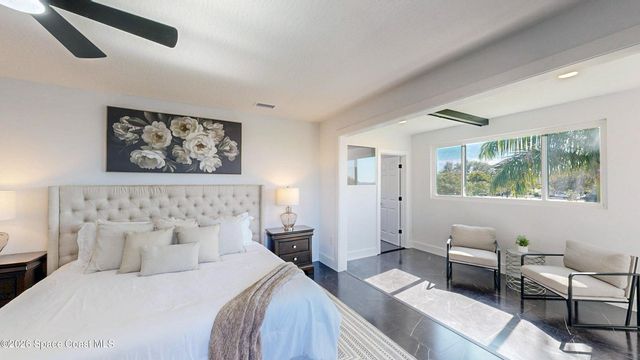 807 W Central Boulevard, Cape Canaveral, FL 32920