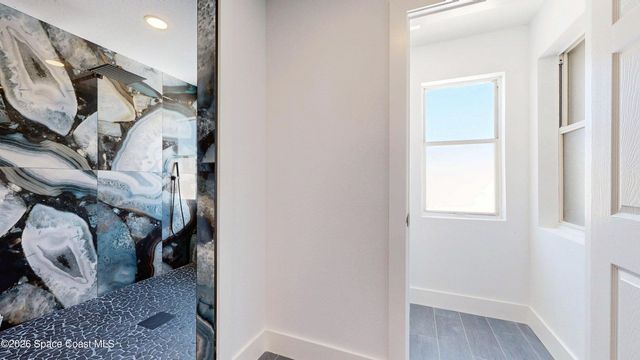 807 W Central Boulevard, Cape Canaveral, FL 32920