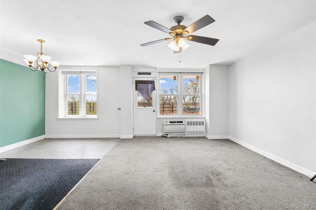 65-15 Alderton Street 5E, Rego Park, NY 11374