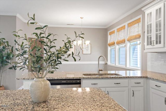 208 Old Ride Drive, Holly Springs, NC 27540