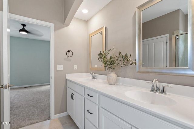 208 Old Ride Drive, Holly Springs, NC 27540