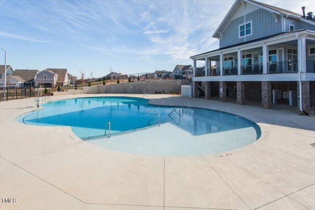 208 Old Ride Drive, Holly Springs, NC 27540