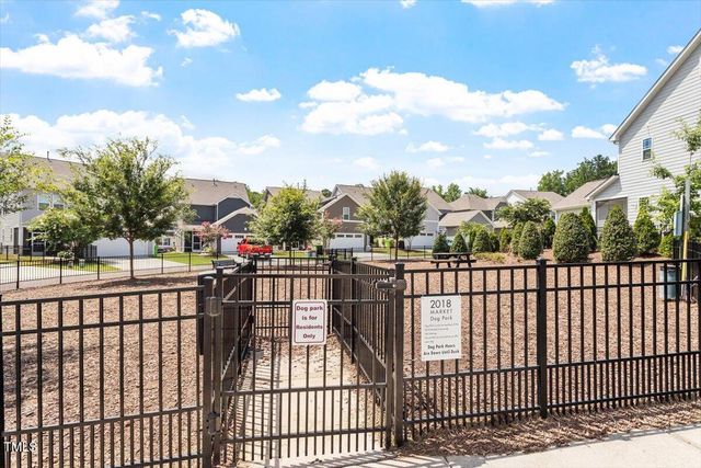 208 Old Ride Drive, Holly Springs, NC 27540