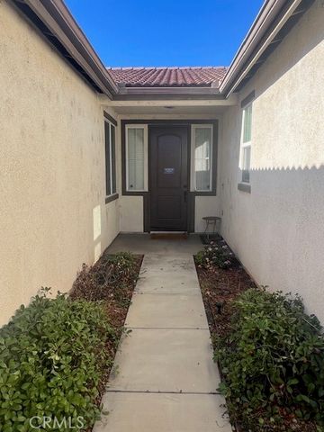 27299 Stonehurst Drive, Menifee, CA 92585