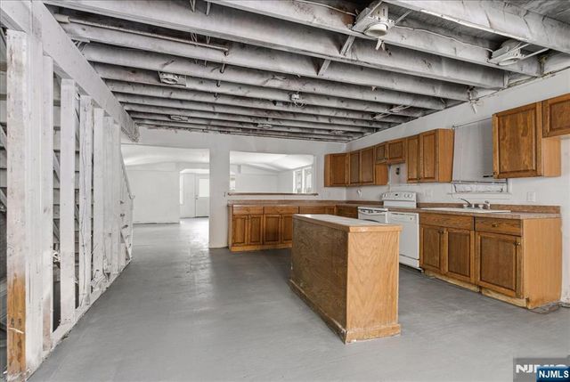 1836 Clinton Road, West Milford, NJ 07421